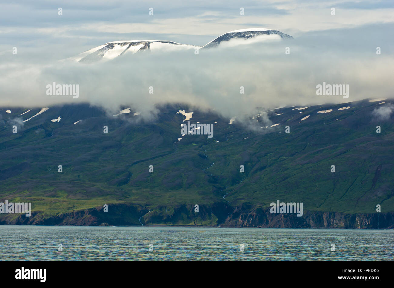 Norden von Island am Ufer des wackeligen Skjalfandi Bucht Stockfoto
