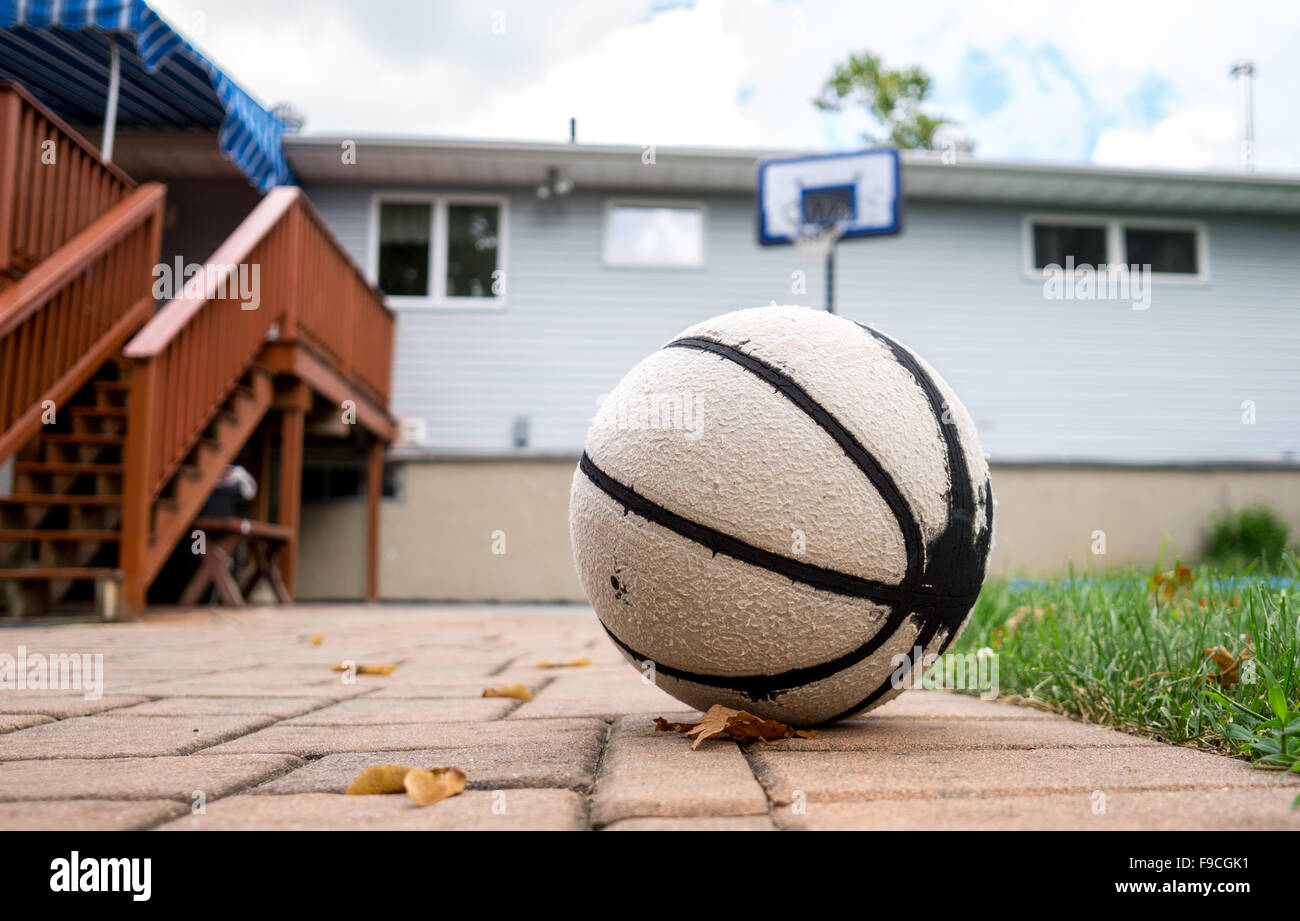 eine alte Baseball auf der Terrasse 2015 Stockfoto