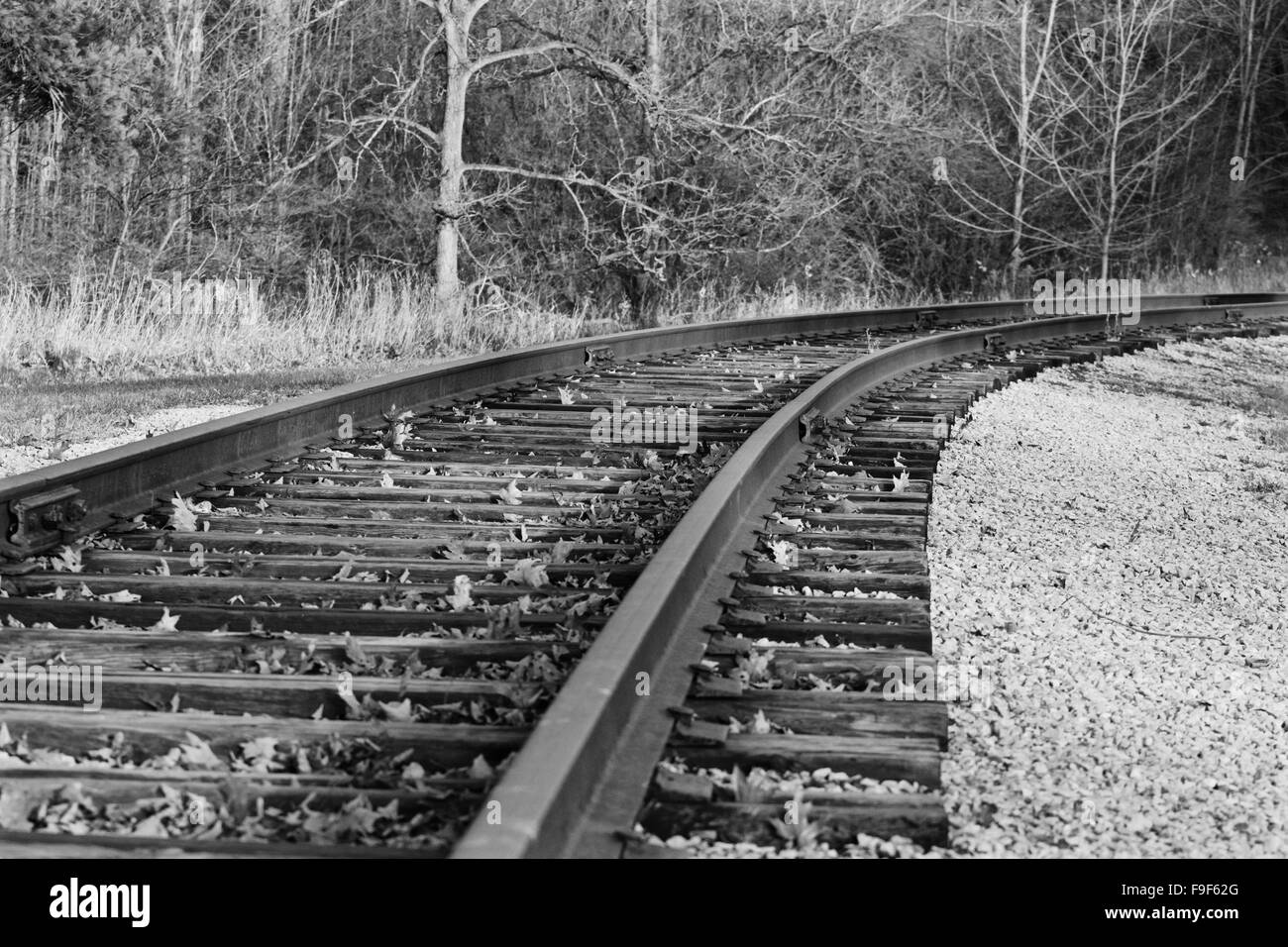 Schwarz / weiß-Hintergrund mit einer alten Eisenbahn Stockfoto