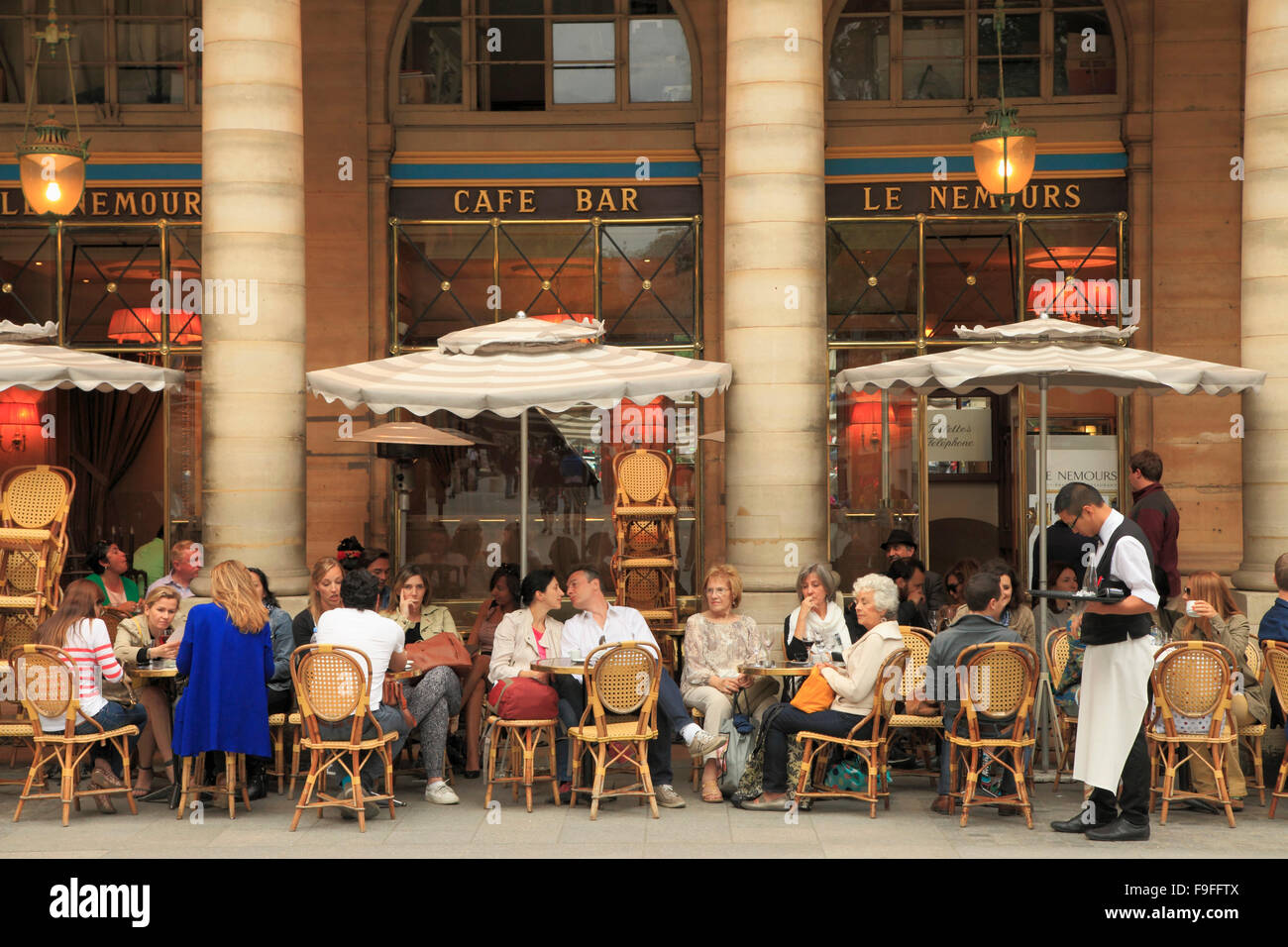 Frankreich, Paris, Bar, Café, Menschen, Stockfoto