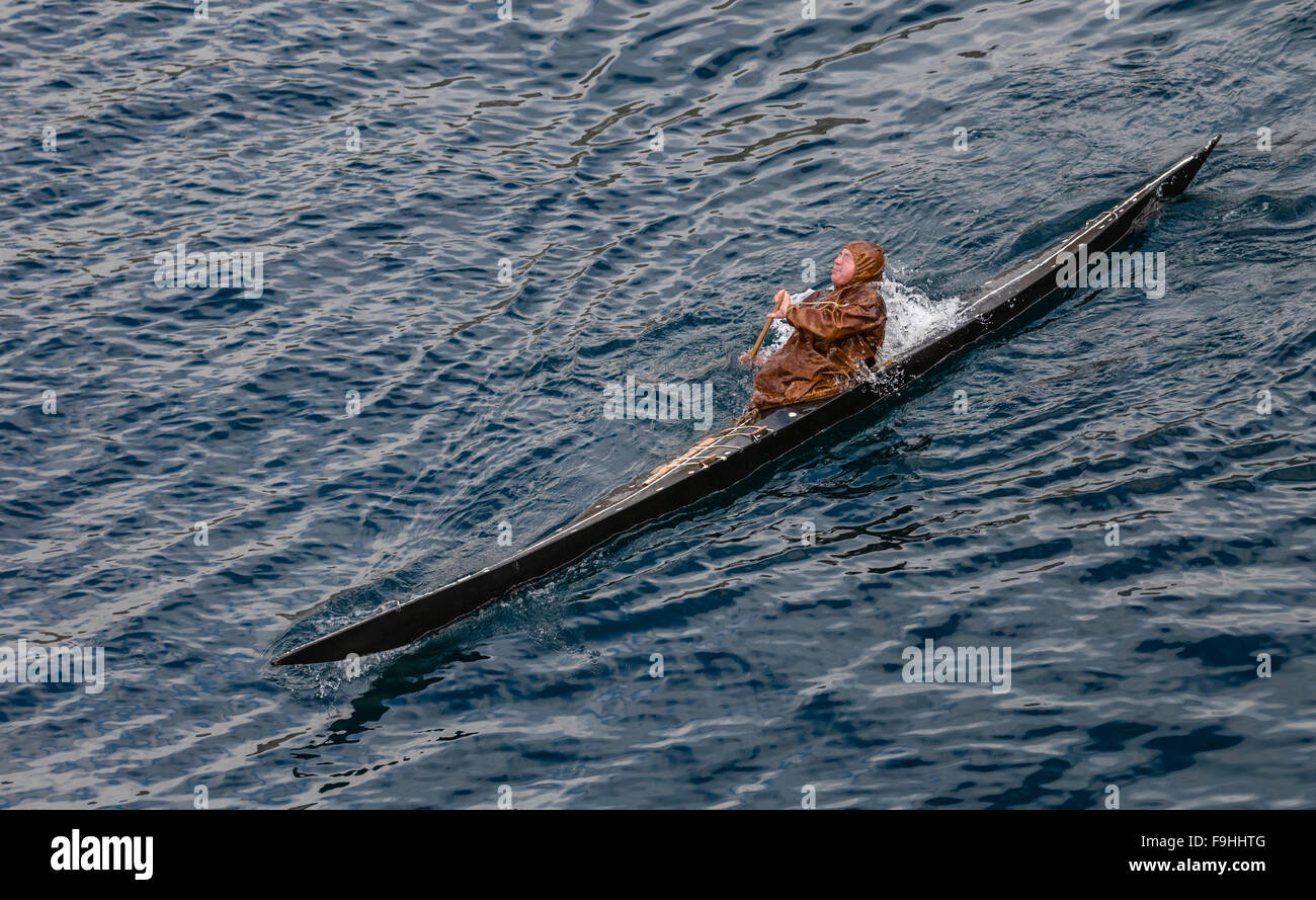 INUIT KAJAKFAHRER SISIMIUT GRÖNLAND Stockfoto