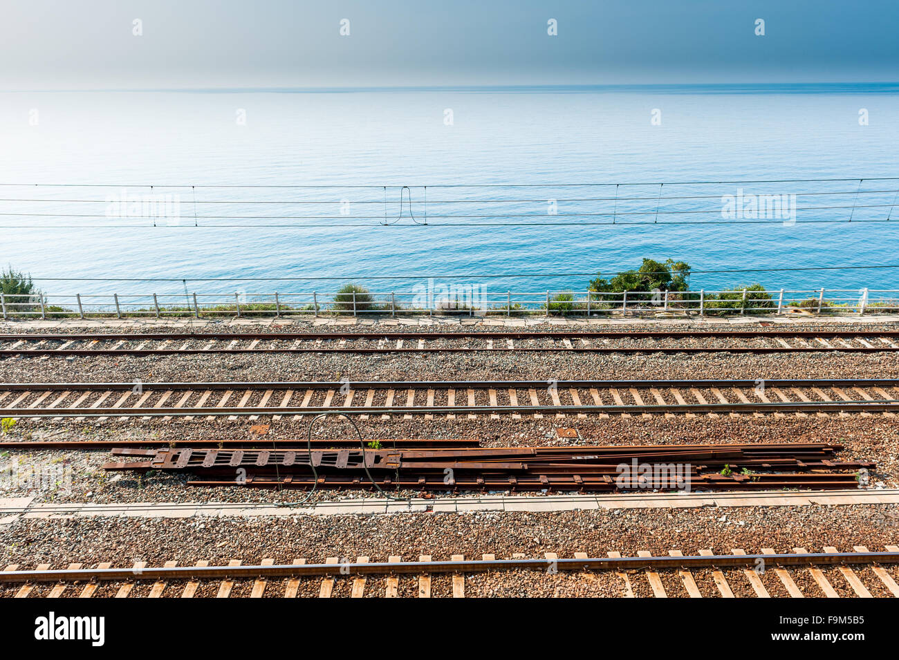 Die Plattform am Bahnhof Corniglia, Manarola, Cinque Terra, Ligurien, La Spezia, Italien Stockfoto