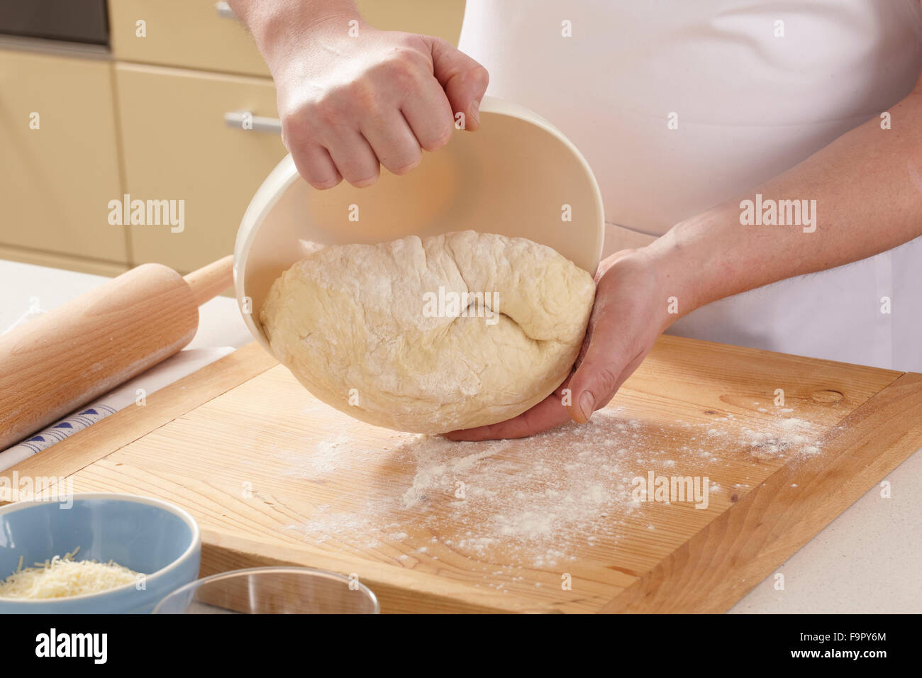 Parmasan Brot + Schritte Stockfotografie - Alamy