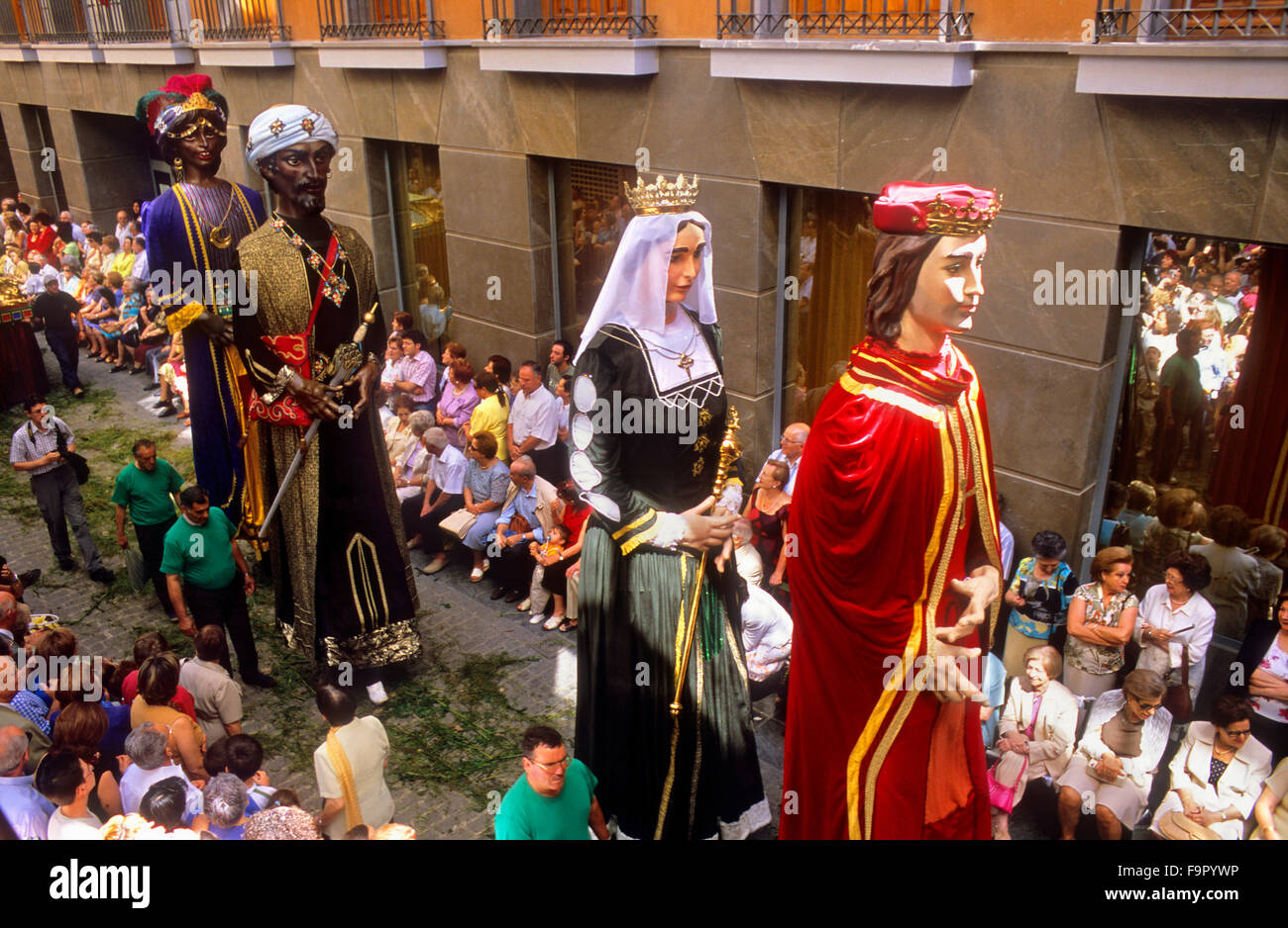 Fronleichnams-Prozession, Riesen in Calle Mesones, Granada, Andalusien, Spanien Stockfoto