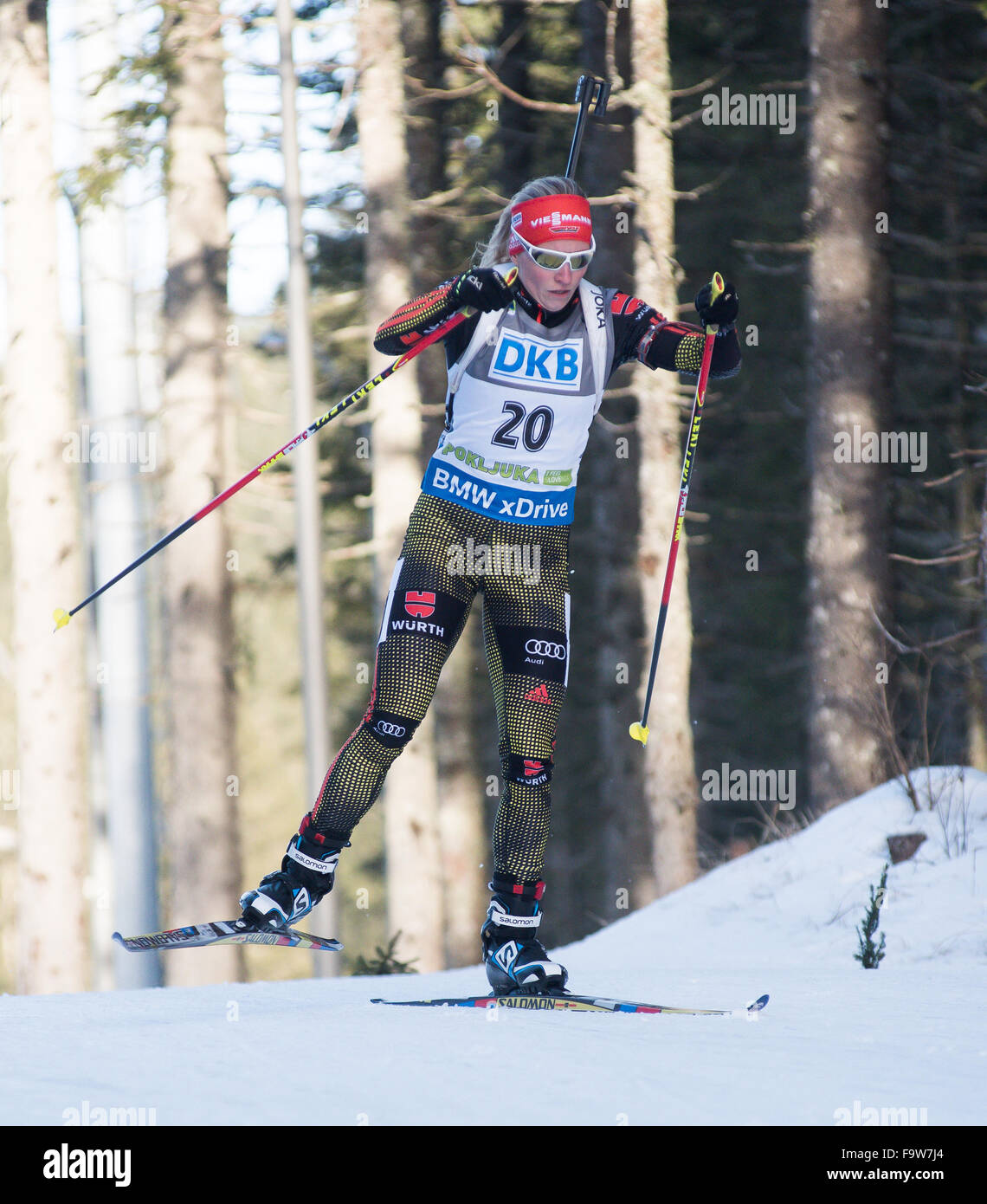 Slowenien. 18. Dezember 2015. Franziska Hildebrand aus Deutschland auf dem Platz während Frauen 7, 5km Sprint beim Biathlon-Weltcup-Rennen in Pokljuka. Bildnachweis: Rok Rakun/Pacific Press/Alamy Live-Nachrichten Stockfoto