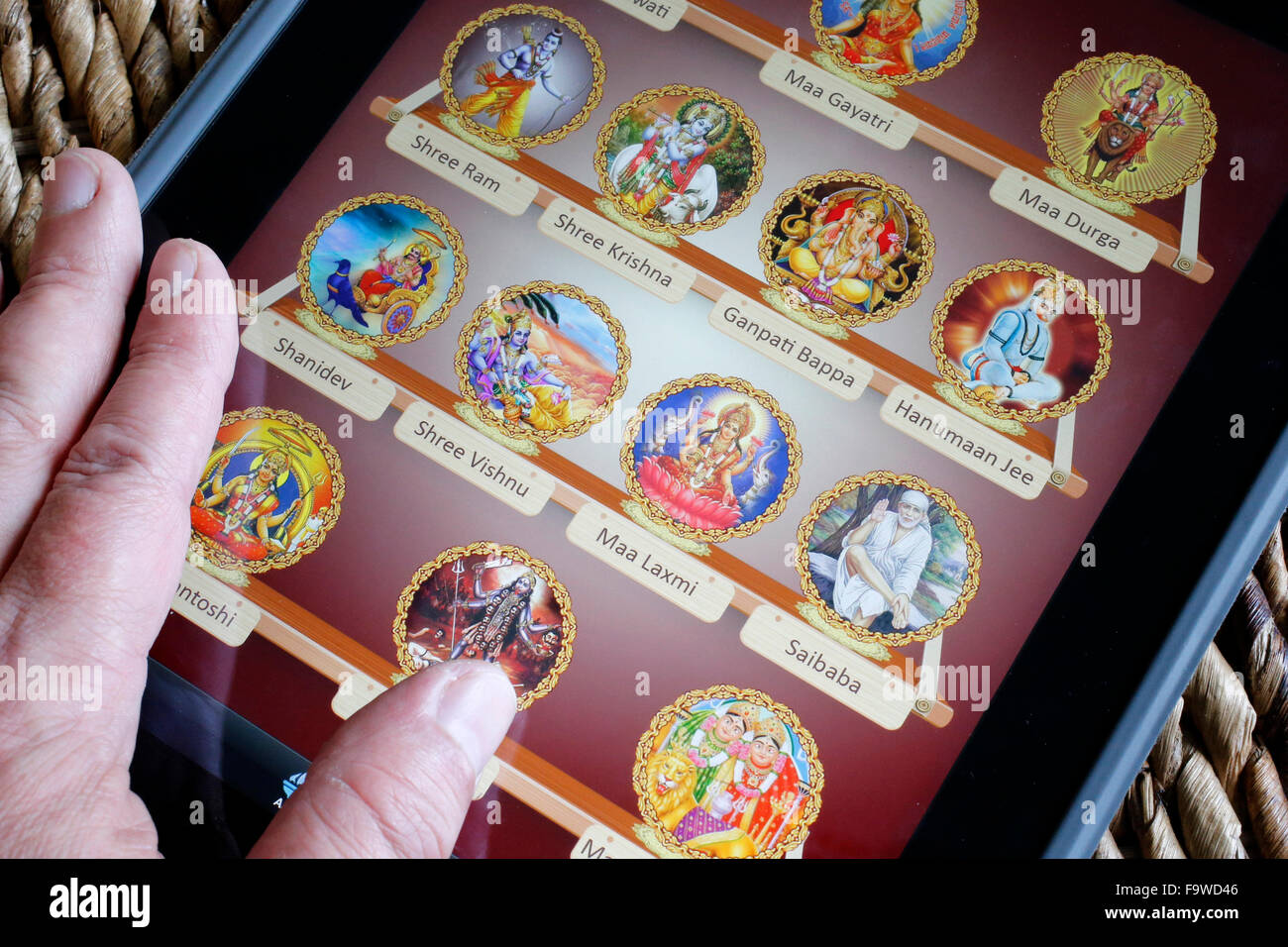 Hindu-Gottheiten auf einem Ipad. Stockfoto