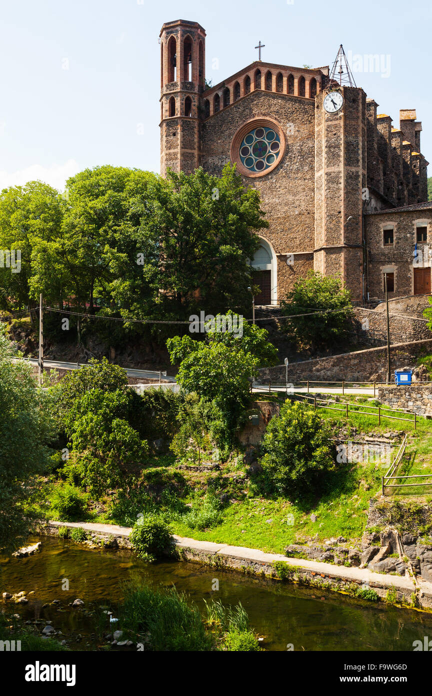 alte Kirche in Sant Joan Les Fonts. Catalonia Stockfoto