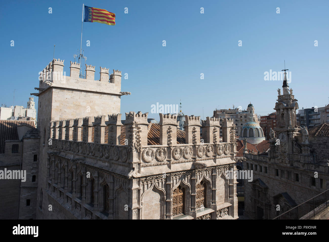 Blick auf La Lonja De La Seda aus Träger Dels Cordellats, Valencia, Spanien. Stockfoto