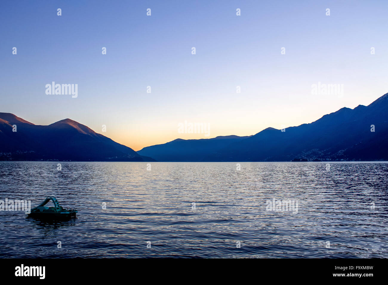 Lago Maggiore bei Sonnenuntergang Stockfoto
