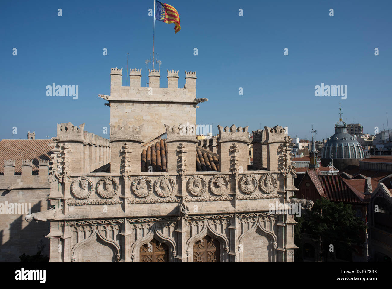 Blick auf La Lonja De La Seda aus Träger Dels Cordellats, Valencia, Spanien. Stockfoto