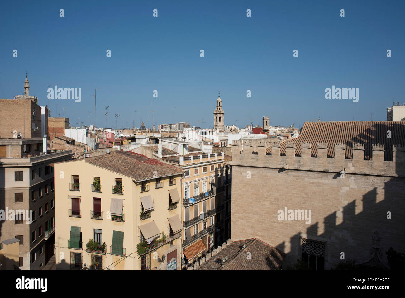 Blick auf La Lonja De La Seda aus Träger Dels Cordellats, Valencia, Spanien. Stockfoto