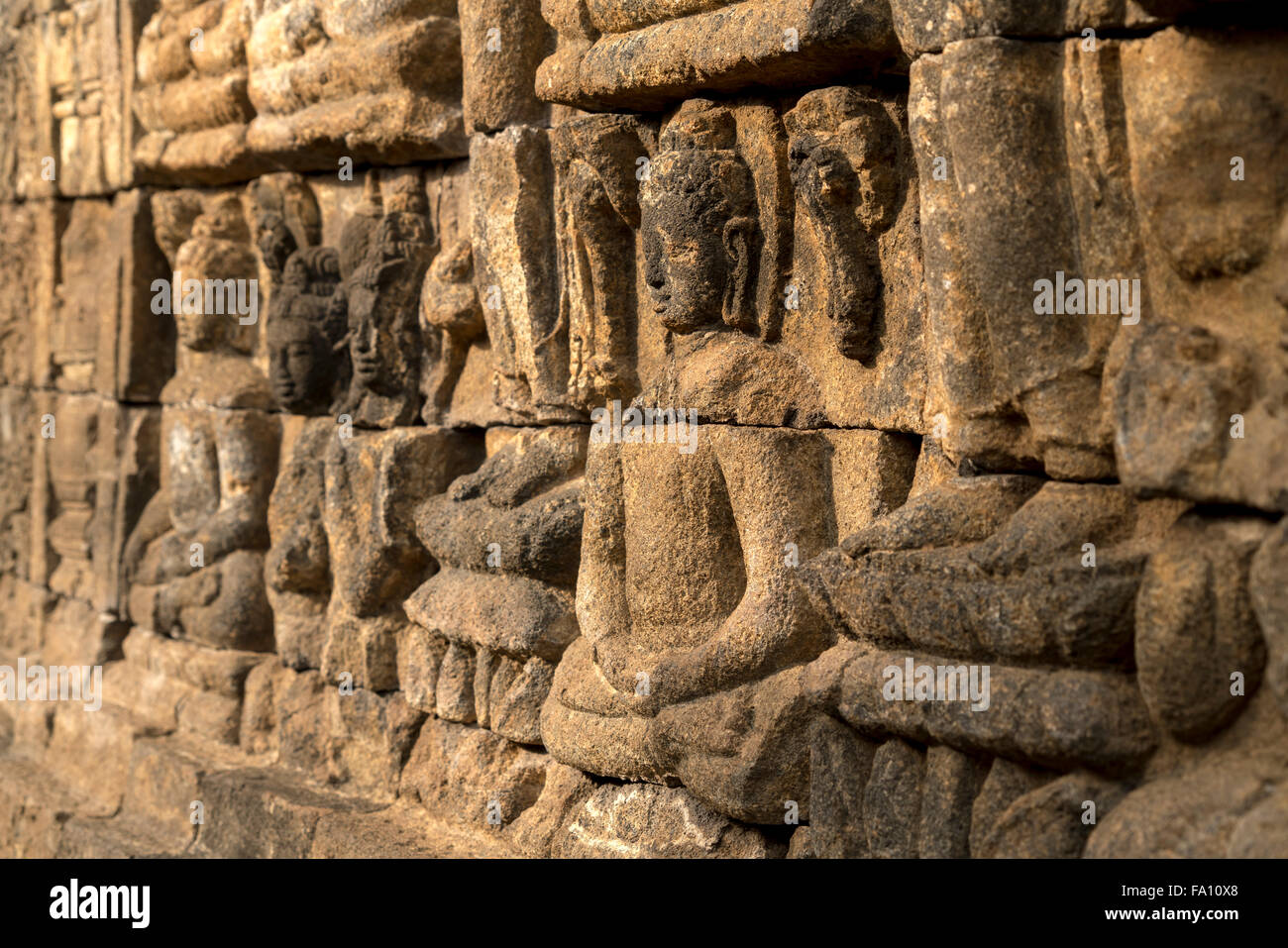 Relief im 9. Jahrhundert Mahayana buddhistische Tempel Borobudur nahe Yogyakarta, Java, Indonesien, Asien Stockfoto