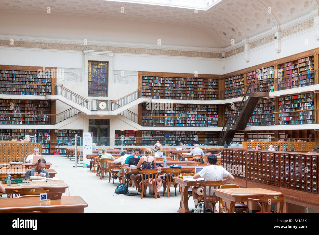 Die State Library of New South Wales, in der Macquarie Street, Sydney, Australien, Innenaufnahmen der wichtigsten Bibliotheksräume und der Halle Stockfoto
