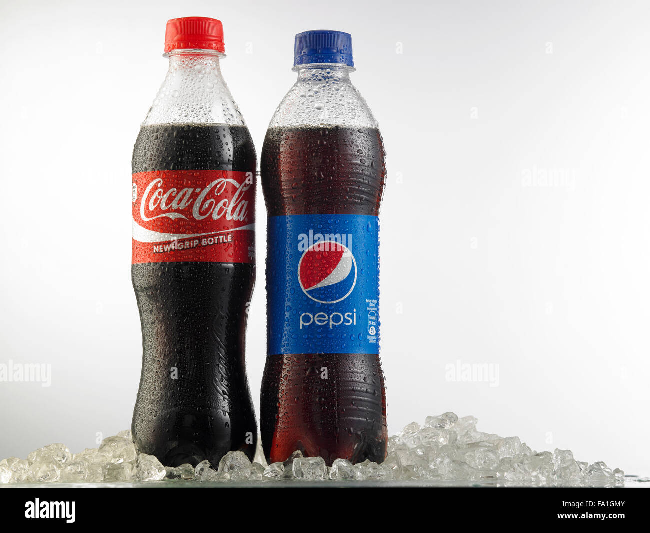 Gehört Pepsi Zu Coca Cola Coca cola und pepsi cola foto -Fotos und -Bildmaterial in hoher