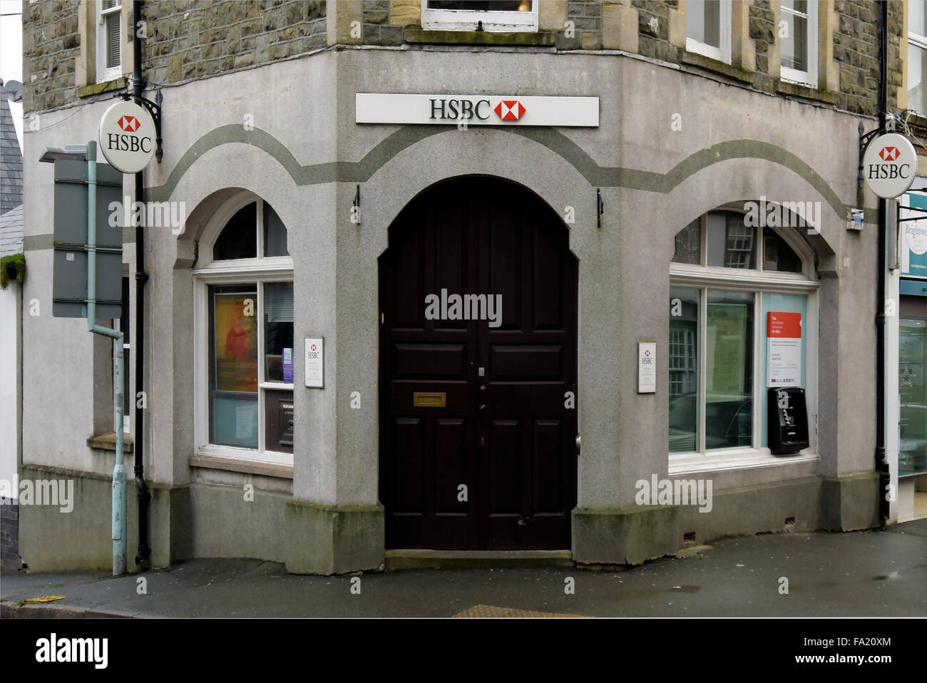 Aussenansicht der HSBC Bank, Builth Wells, Powys, Wales, schließen März 2016 wie angekündigt im Dezember 2015 aas Teil der Kürzungen. Stockfoto