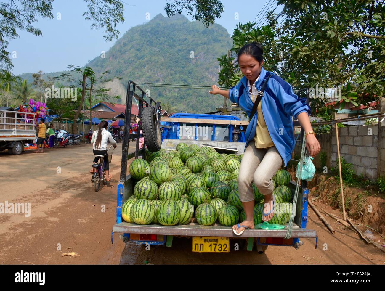 Melonen in Laos zu verkaufen Stockfoto