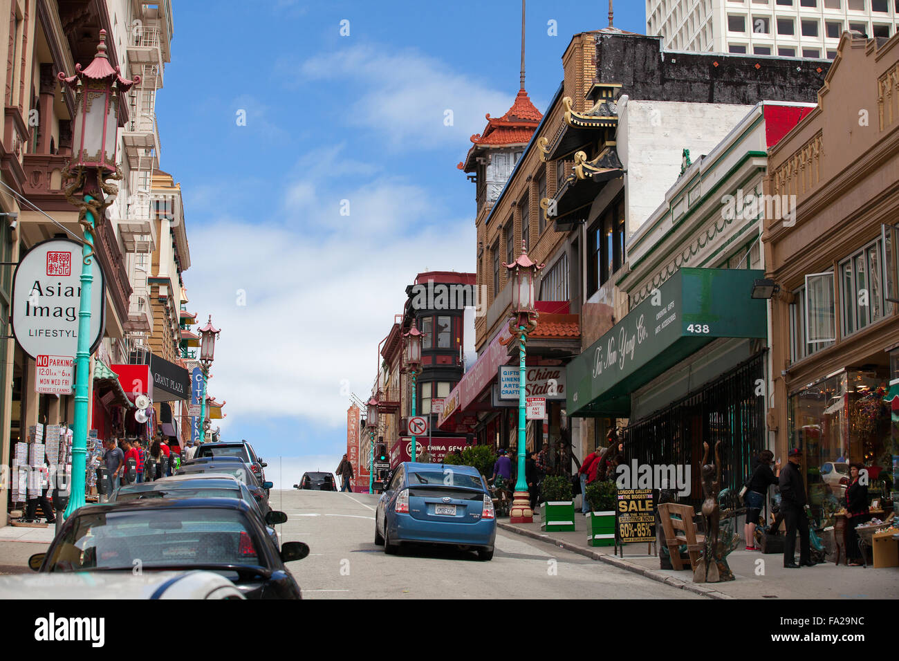 San Francisco - USA - 17. Juli 2011: Chinatown in San Francisco. Es ist die älteste Chinatown in Nordamerika und dem größten Chi Stockfoto