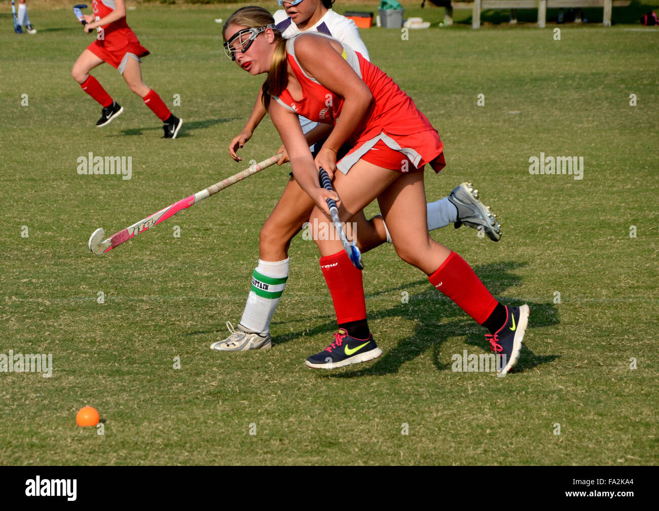 Fangen Sie Hockey auf High school Stockfoto