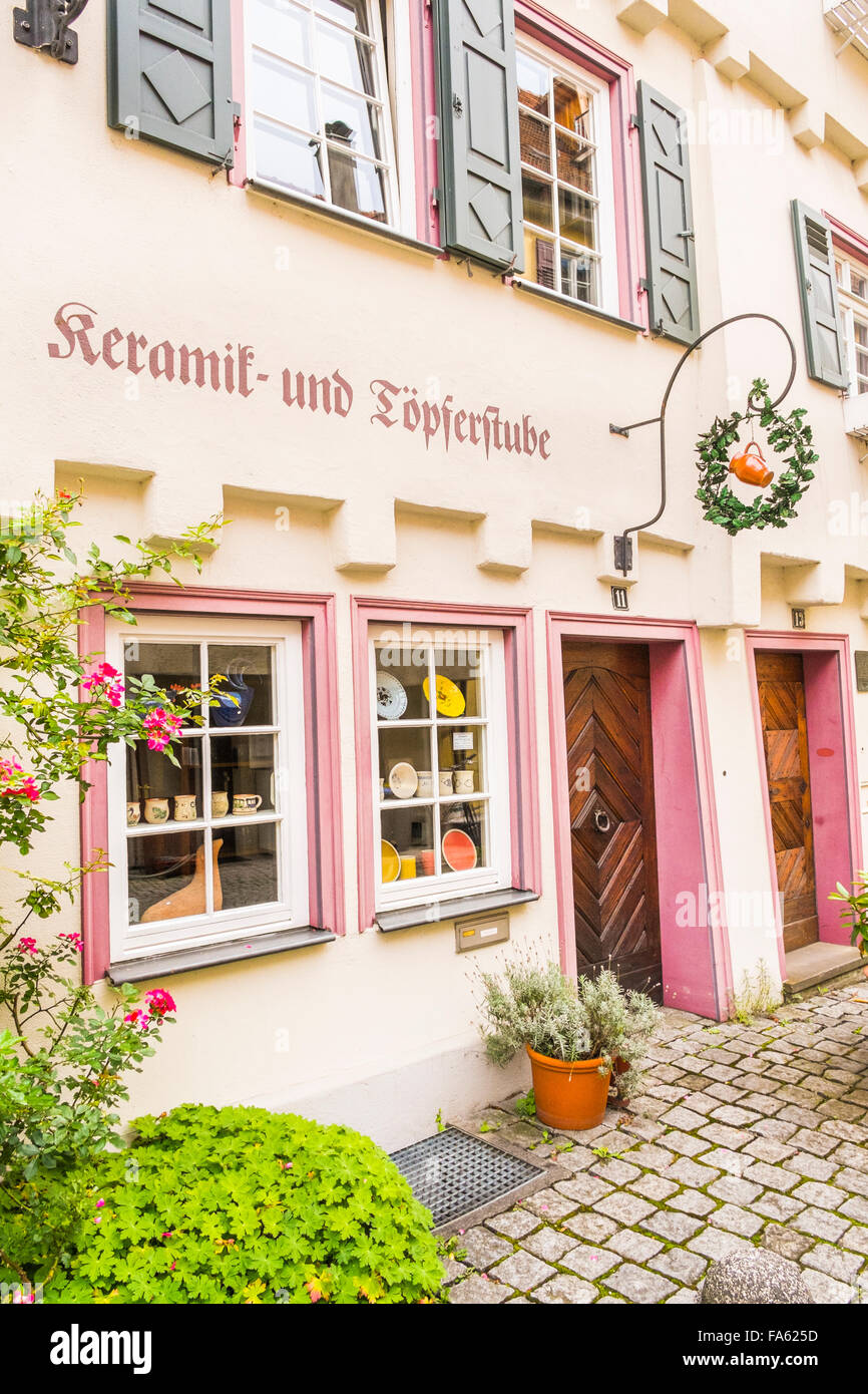 Töpferwerkstatt und laden in der Altstadt von Esslingen, Baden-Württemberg, Deutschland Stockfoto