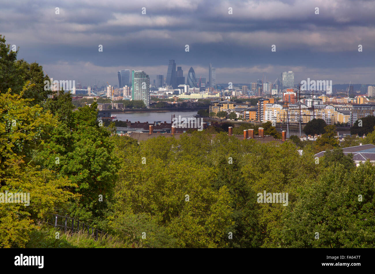Die City of London und die Themse von Greenwich Sommer Stockfoto