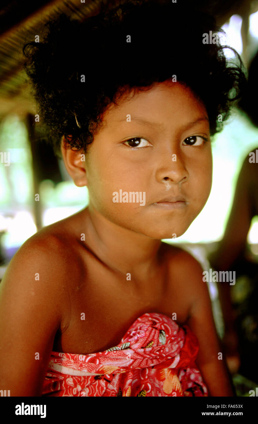 Orang Asli Stamm im Taman Negara Nationalpark in Zentral-Malaysia. Kinder-Porträt. Stockfoto