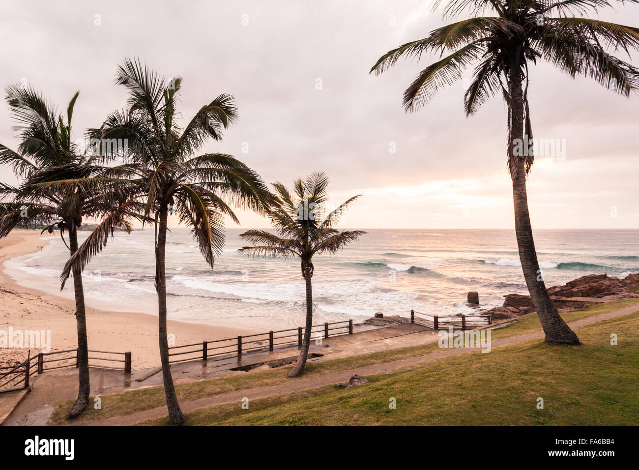 Sonnenaufgang in Margate Beach, Kwazulu-natal, Südafrika Stockfoto