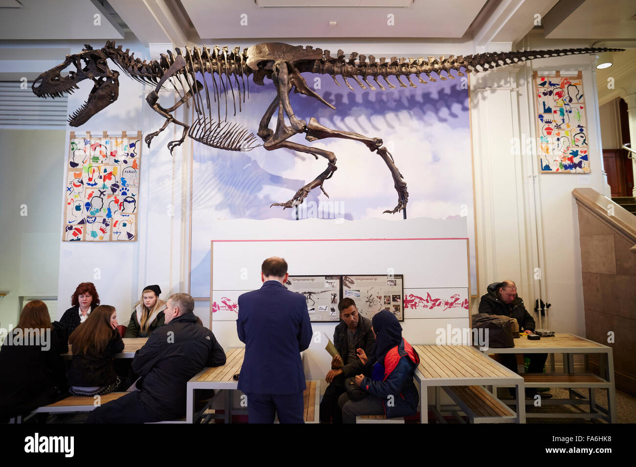 Manchester University Museum Mammut Skelett Besetzung das Fossil eines dieser besonderen Dinosaurier entdeckt wurde in Montana, USA. Nur Stockfoto