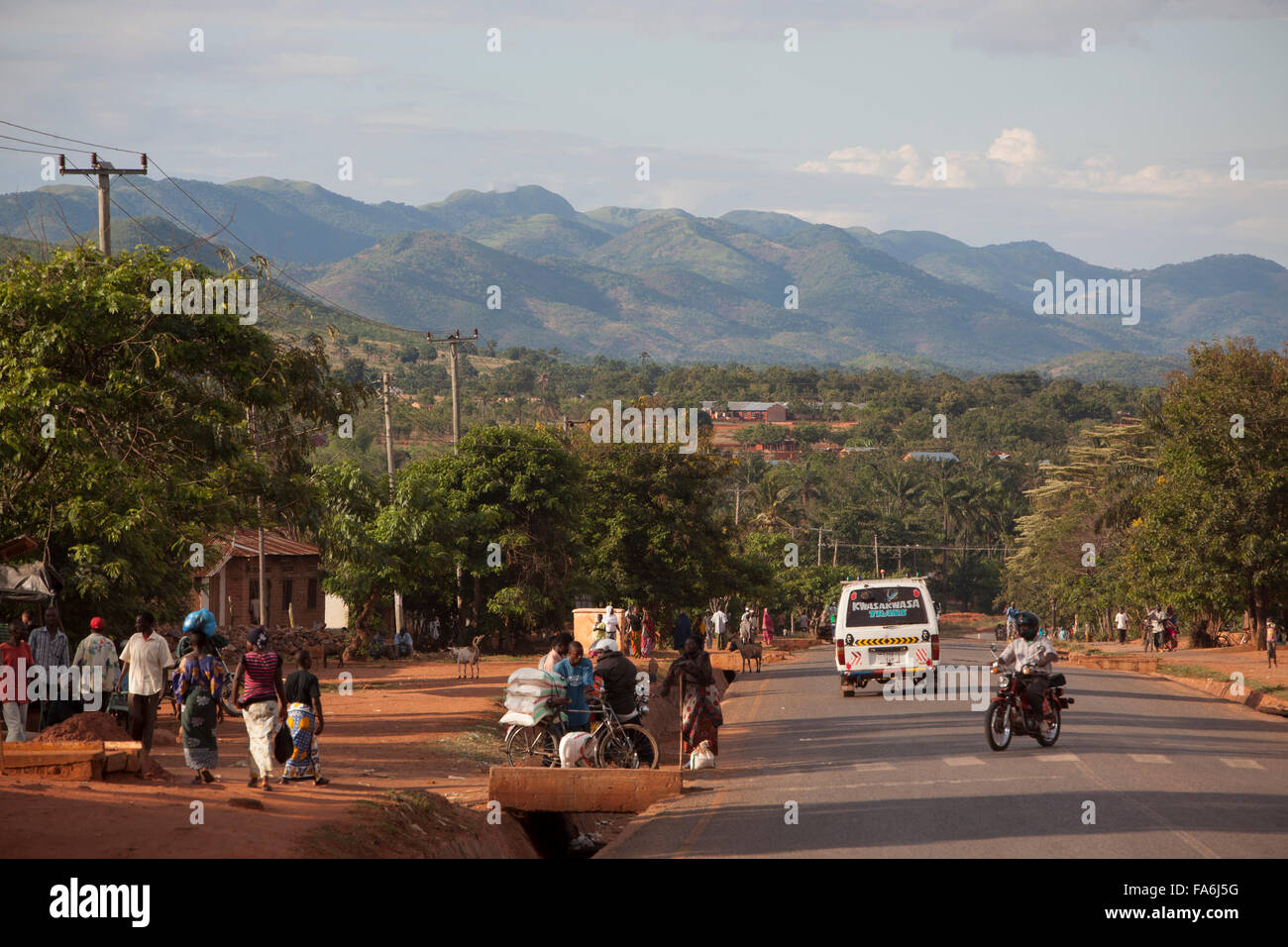 Der Kungwe-Mahale Mountains ragen Kigoma im Westen Tansanias, Afrika. Stockfoto