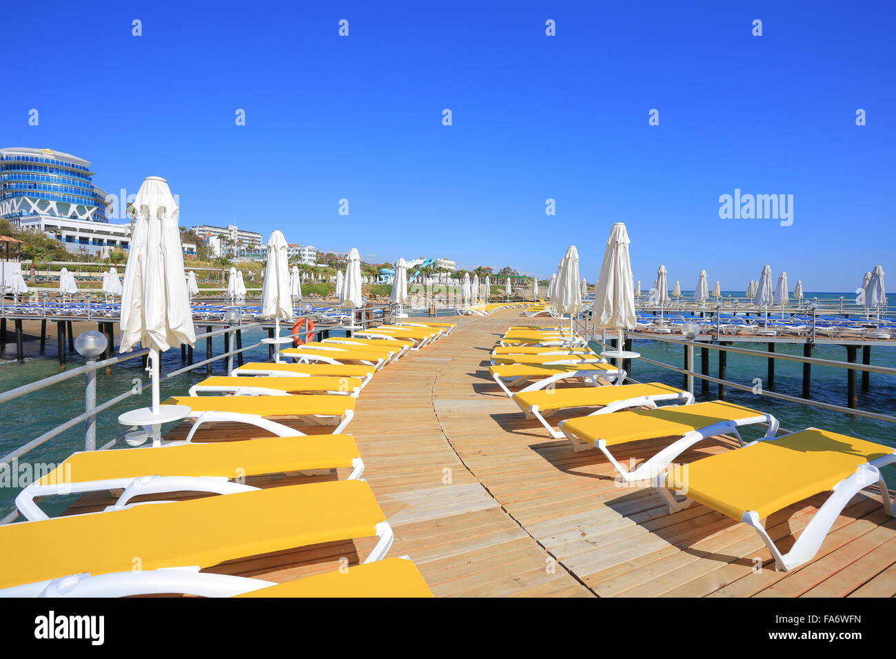 Resort und das Meer Stockfoto