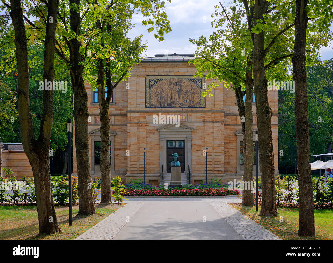 Villa Wahnfried, Heimat von Richard Wagner 1813-1883, Büste von Louis II vor, Bayreuth, Upper Franconia, Bayern, Deutschland Stockfoto