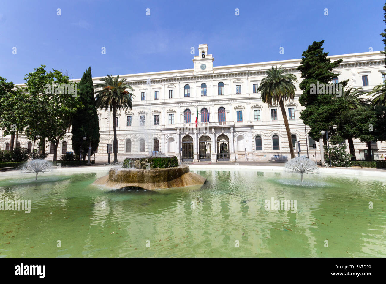 Universita aldo moro Stockfotos und -bilder Kaufen - Alamy