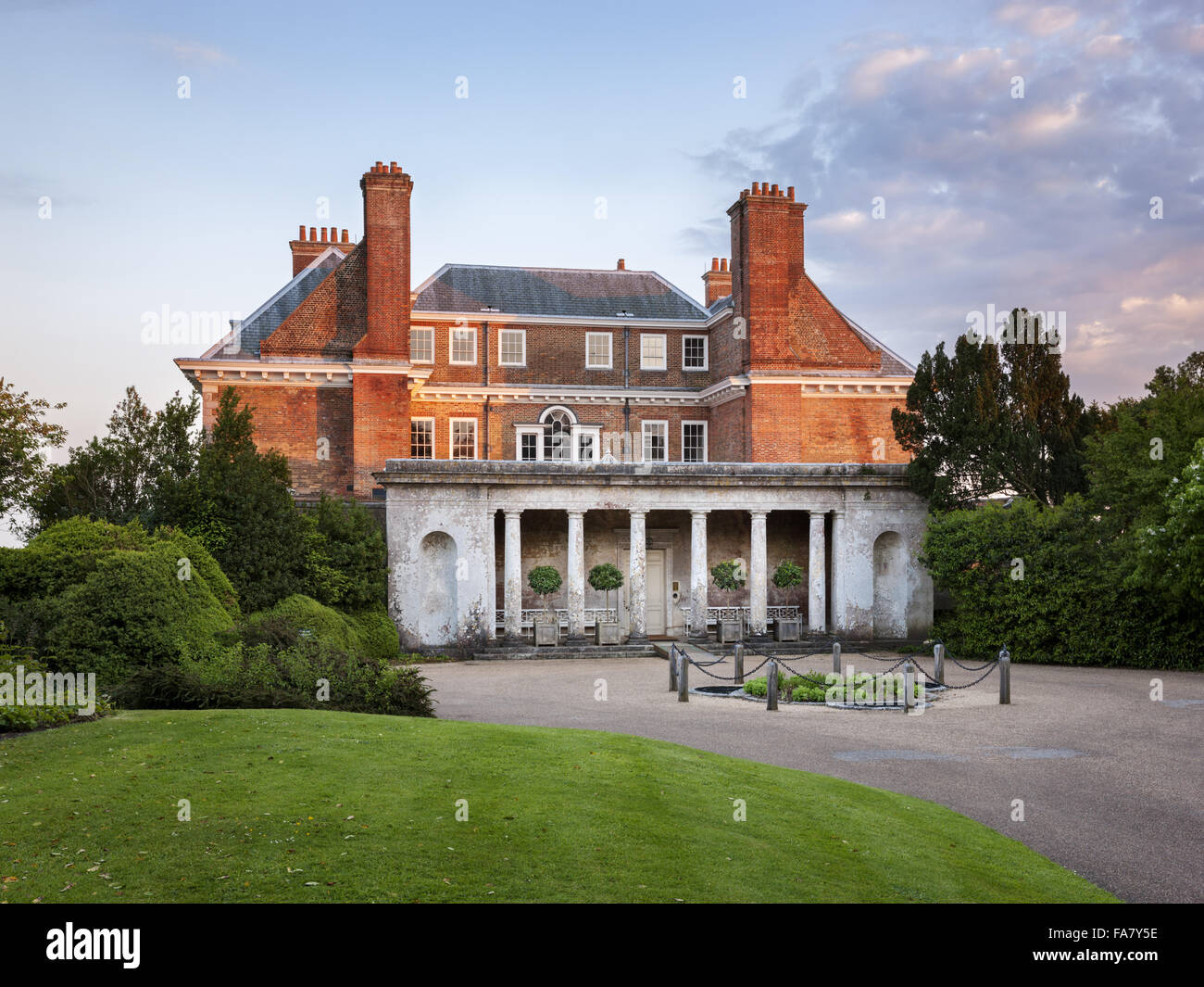 Nordfassade des Hauses in Uppark House and Garden, West Sussex. Stockfoto