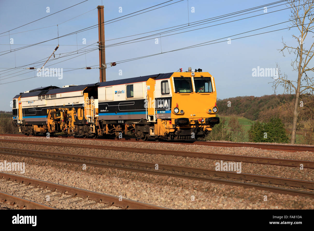 Volka Schiene DR 75401, Diesel-Zug, East Coast Main Line Railway, Peterborough, Cambridgeshire, England, UK Stockfoto