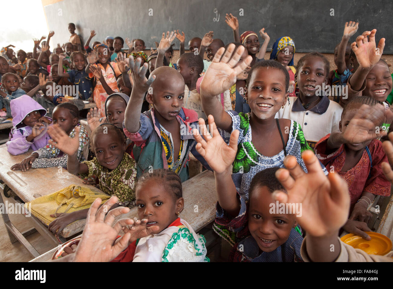 Die Studierenden lernen in Kouka Primary School in Kouka Abteilung, Burkina Faso. Stockfoto