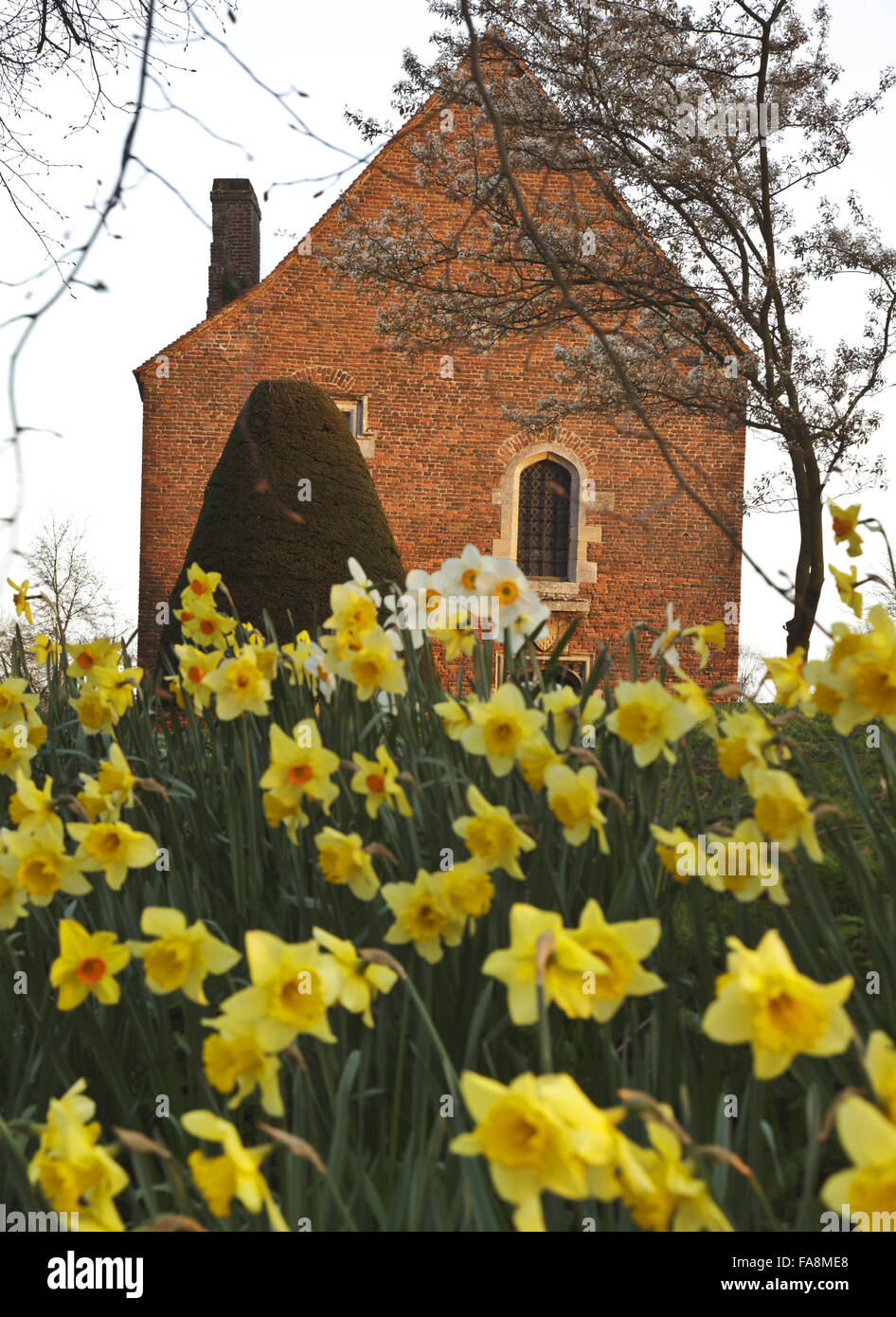 Das Wachhaus im Tattershall Castle, Lincolnshire. Das Gebäude ist fünfzehnten Jahrhundert und beherbergt heute den National Trust-Shop. Stockfoto