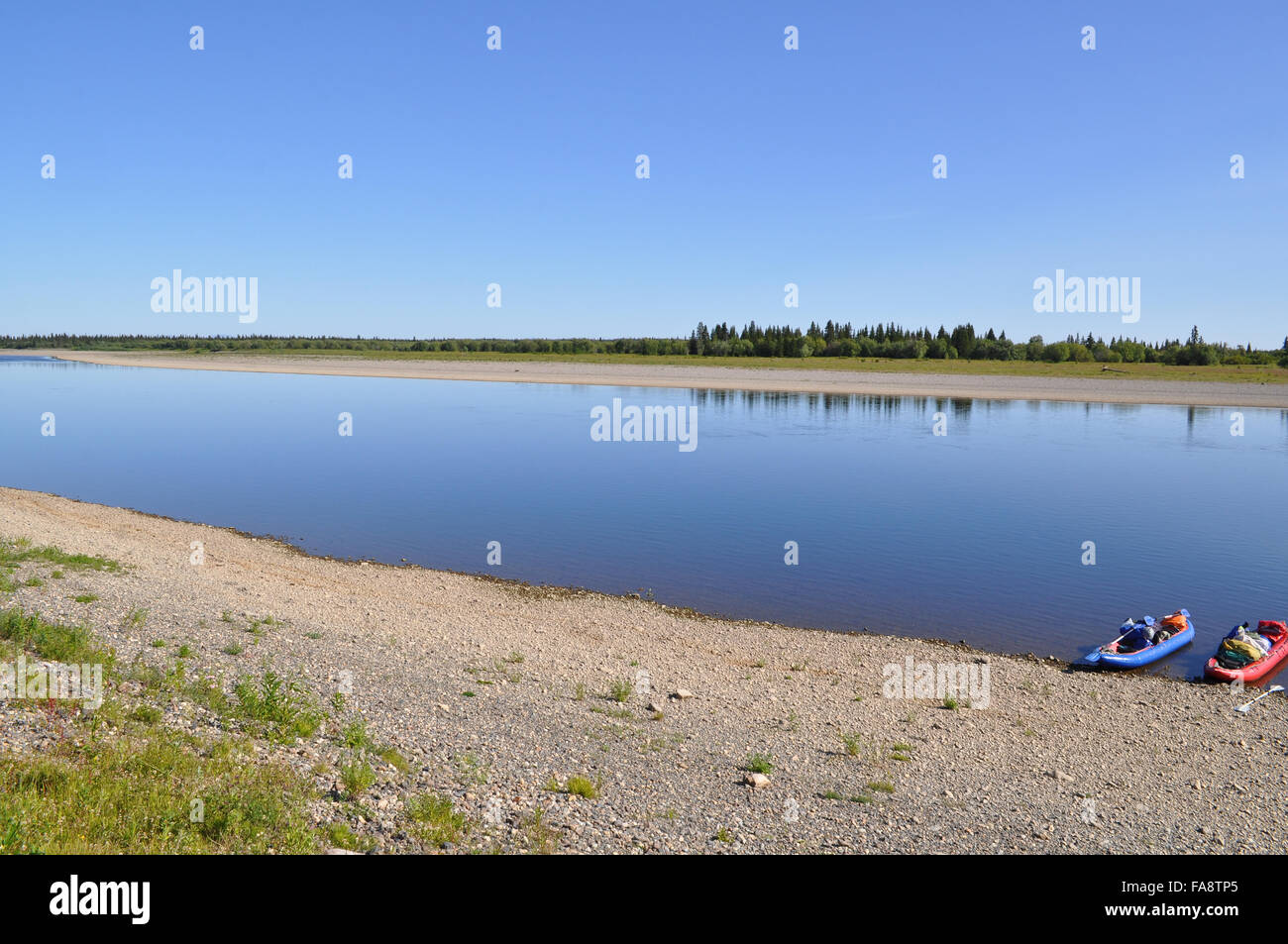 Die großen russischen Fluss Lemva. Russland, Republik Komi, Polar Ural. Stockfoto