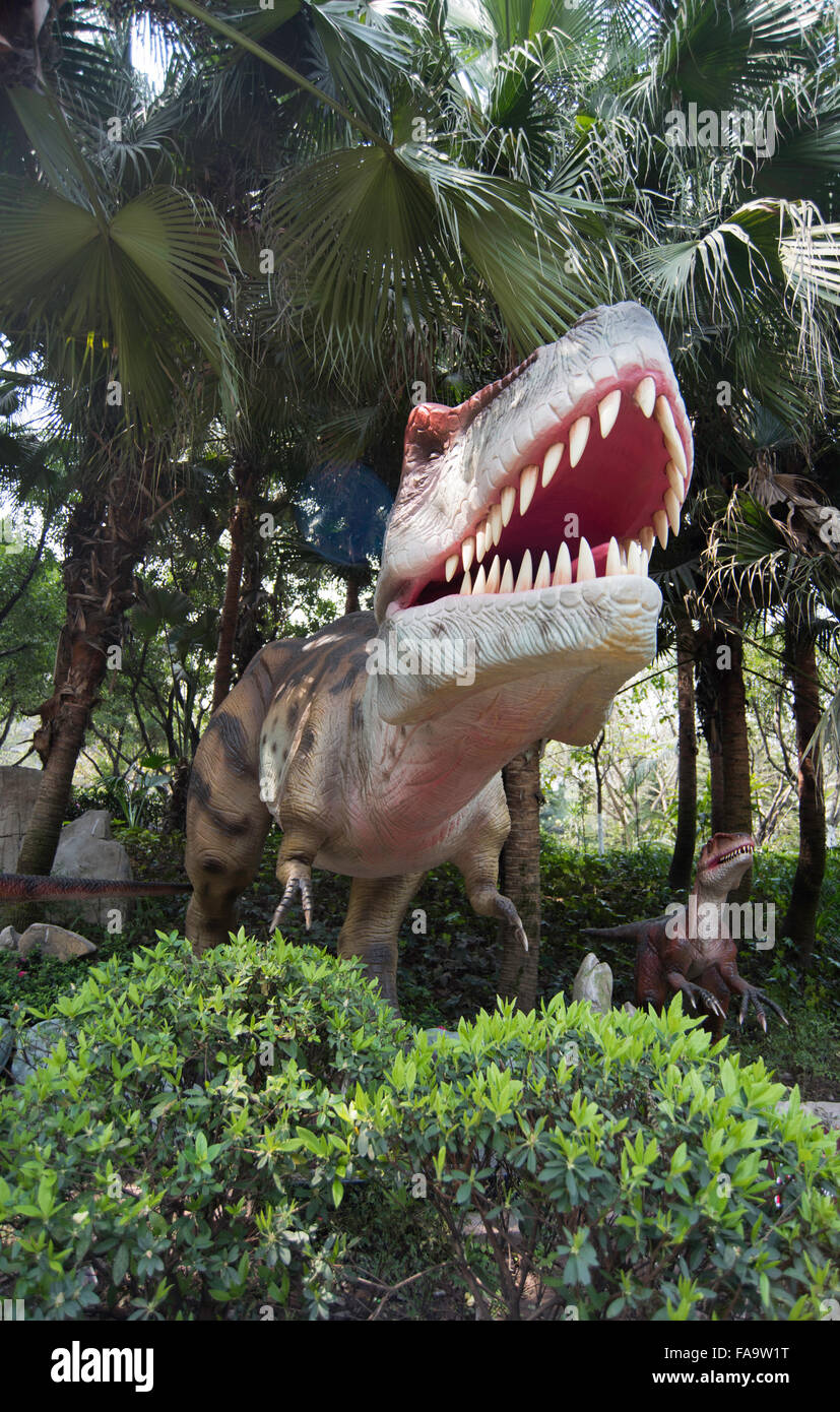 Tyrannosaurus Rex - Dinosaurier im Wald Stockfoto