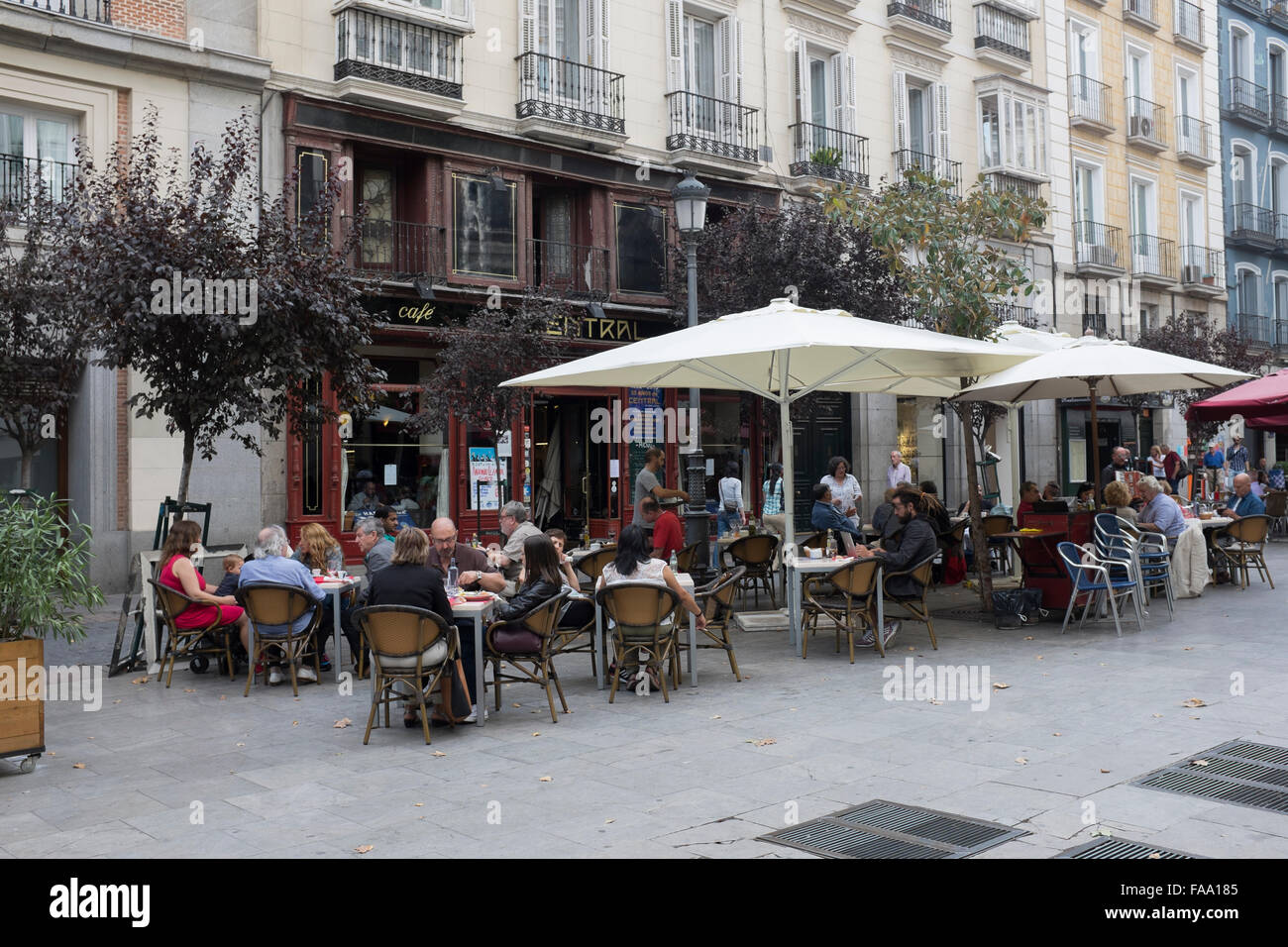 Cafe Central Plaza Santa Ana Madrid Stockfoto