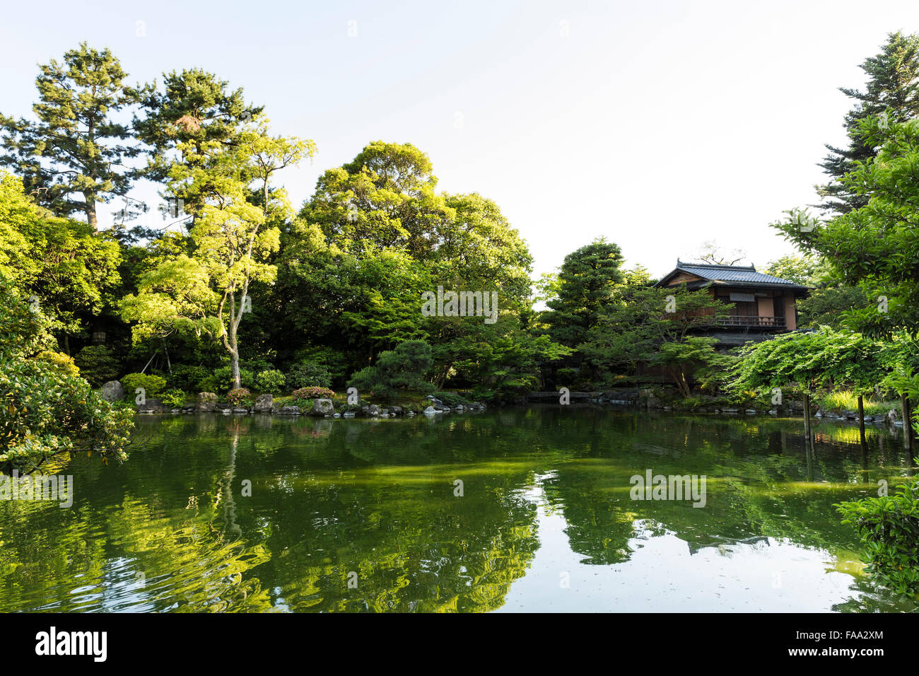 Teich, Kyoto Gioen Nationalgarten, Kyoto, Japan Stockfoto