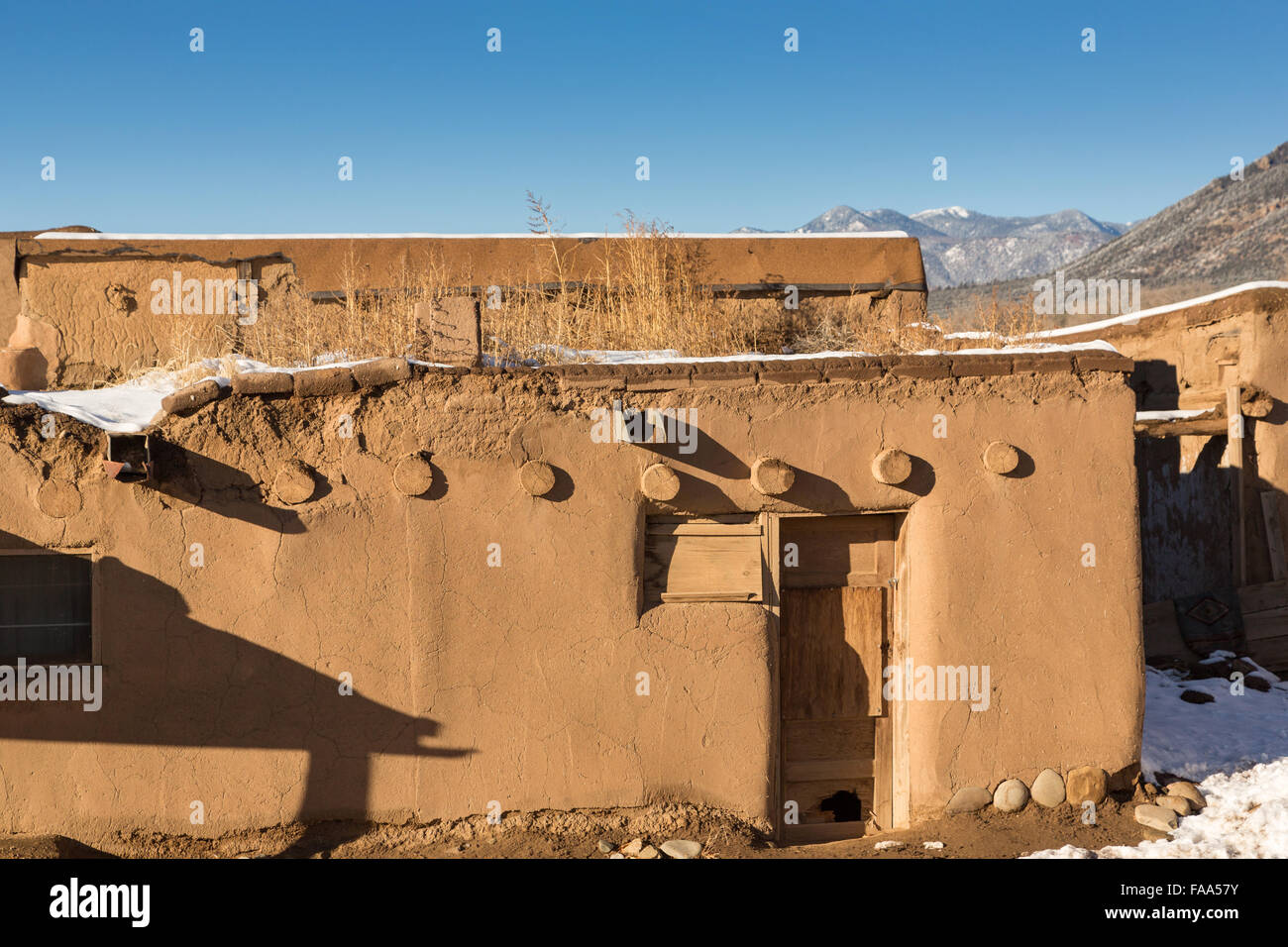 Native american reservation houses -Fotos und -Bildmaterial in hoher ...