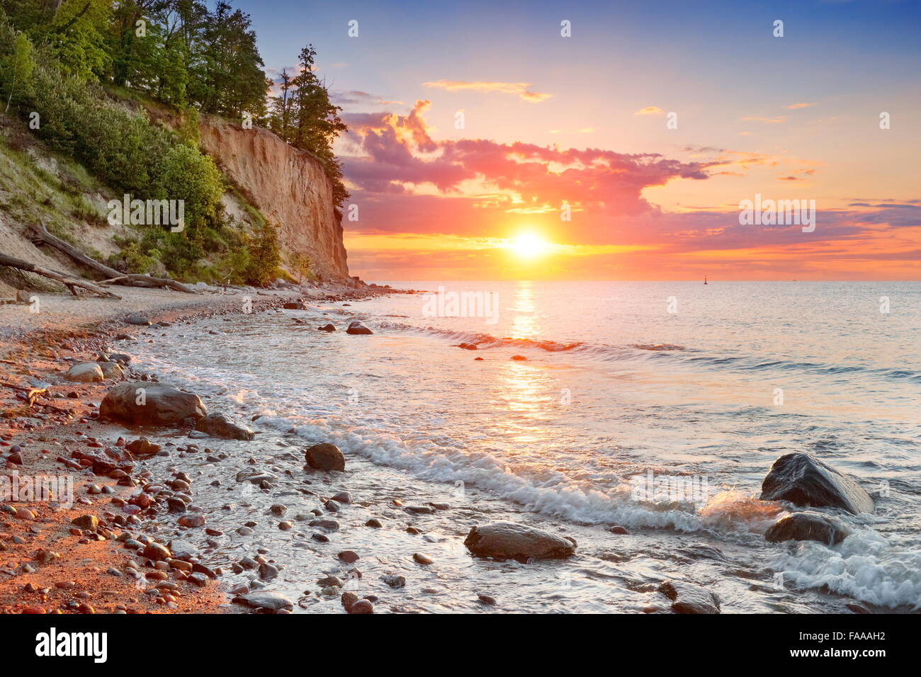 Orlowski Cliff, Ostsee bei Sonnenuntergang, Gdynia, Pommern, Polen Stockfoto