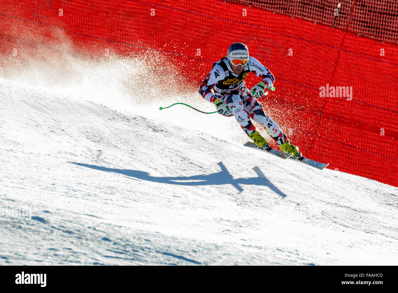 Val Gardena, Italien 19. Dezember 2015.  Kriechmayr Vincent (Aut) im Wettbewerb in der Audi Fis Alpine Ski World Cup Herren Abfahrt Stockfoto