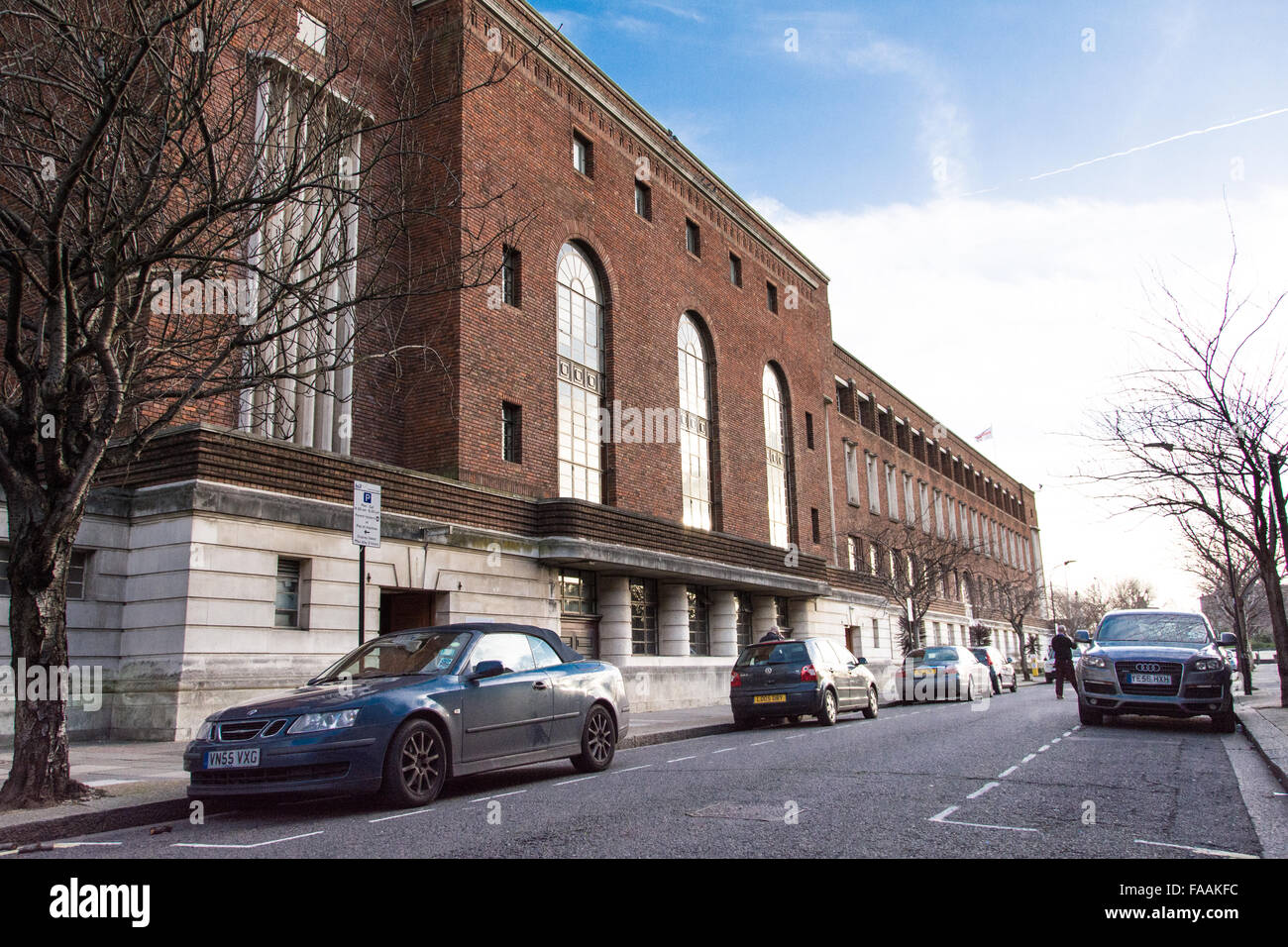 Hammersmith Town Hall, Nigel Playfair Avenue, Hammersmith, London, W8, England, Großbritannien Stockfoto