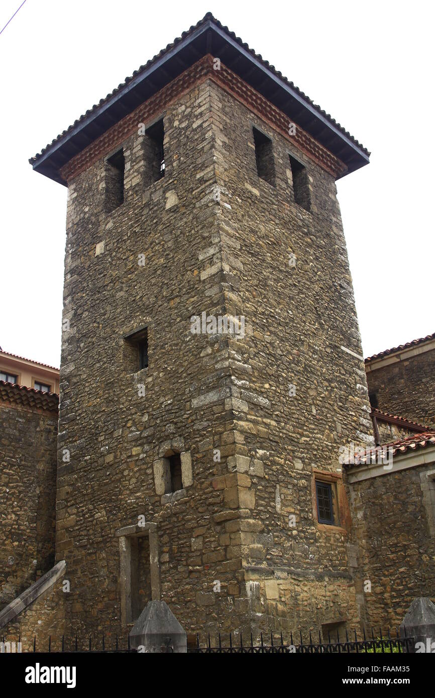 Bell Tower der alt-katholischen Kirche in Spanien Stockfoto