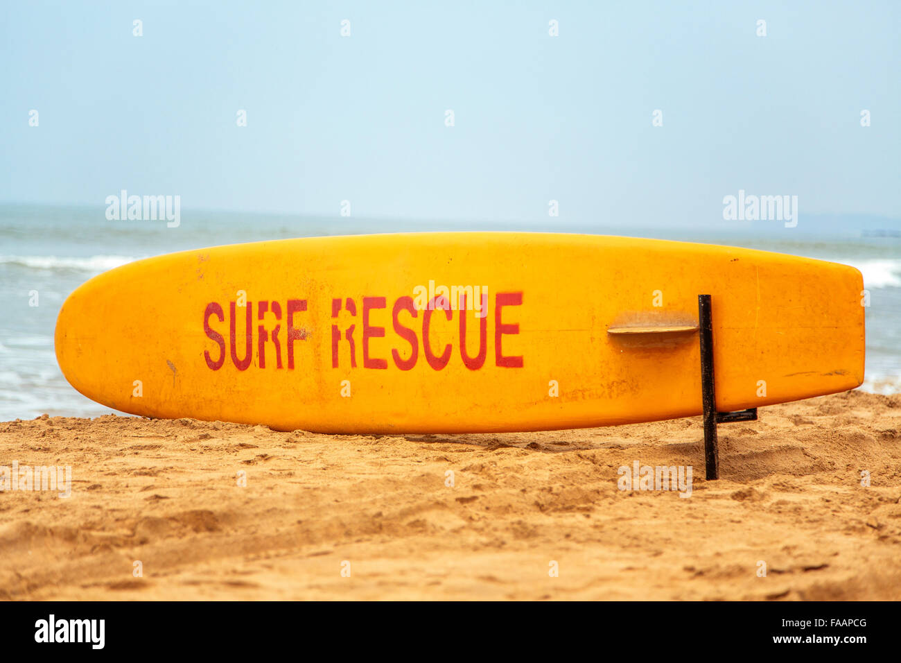Surf Rescue Zeichen in Agonda, Goa, Indien Stockfoto