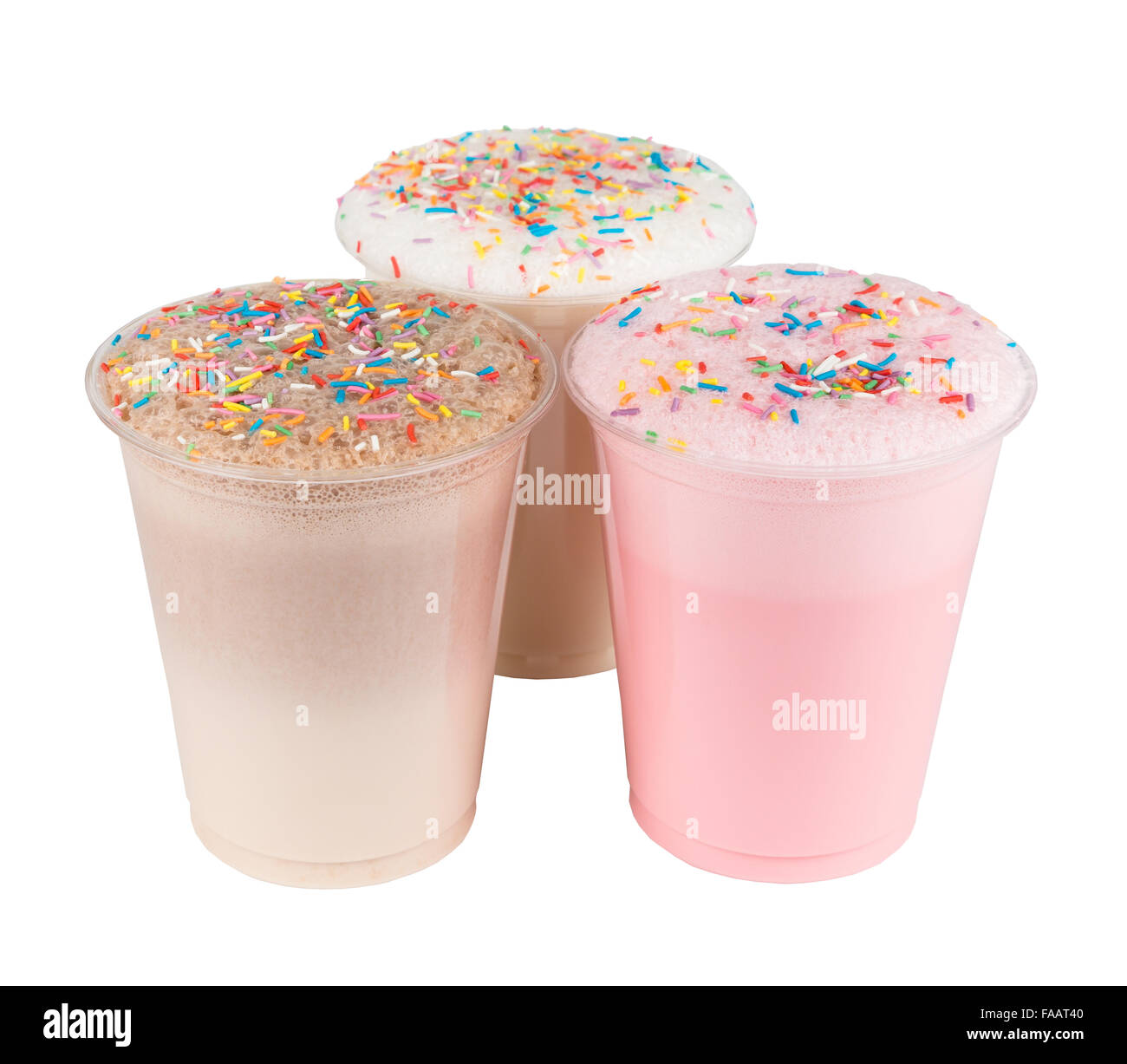 verschiedene Milchshakes Cocktails mit Bläschen und multicolor Bäckerei süße essbare Konfetti. Stockfoto