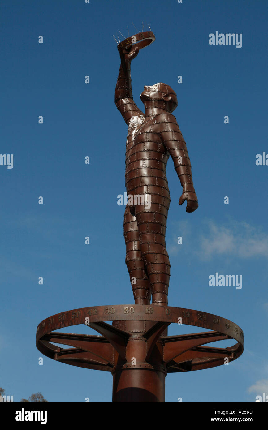 Der Astronom Outdoor-Skulptur von Tim Wetherell entstand aus einer Kommission, eine Skulptur aus den Überresten der Yale zu schaffen Stockfoto