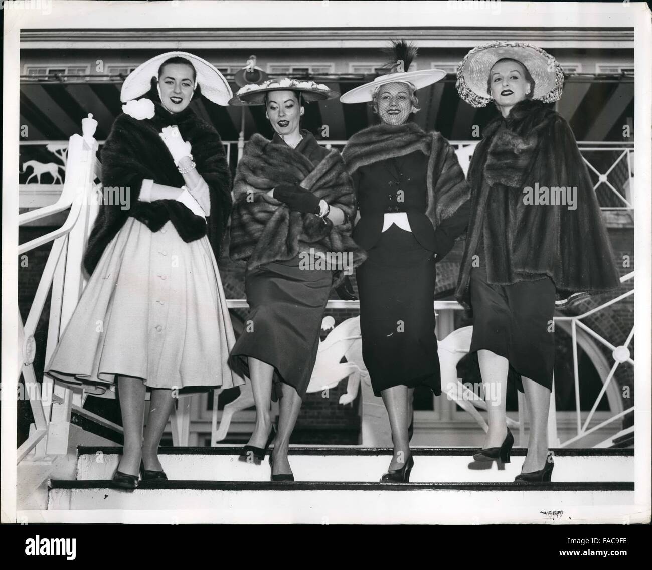 1968 Paris Mode © Keystone Bilder Live