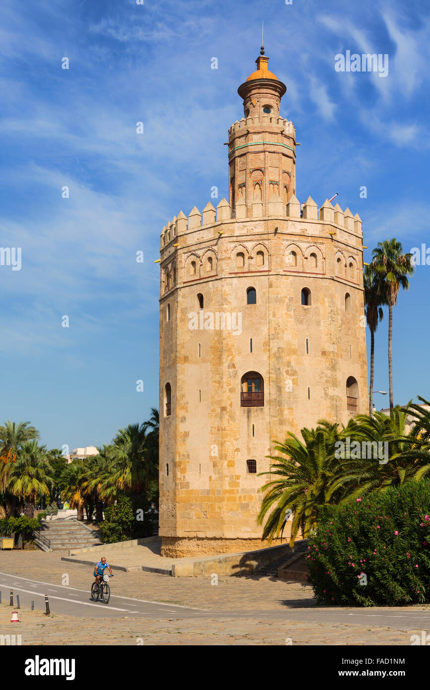 Sevilla, Provinz Sevilla, Andalusien, Südspanien. Torre del Oro: der Turm des Goldes Stockfoto