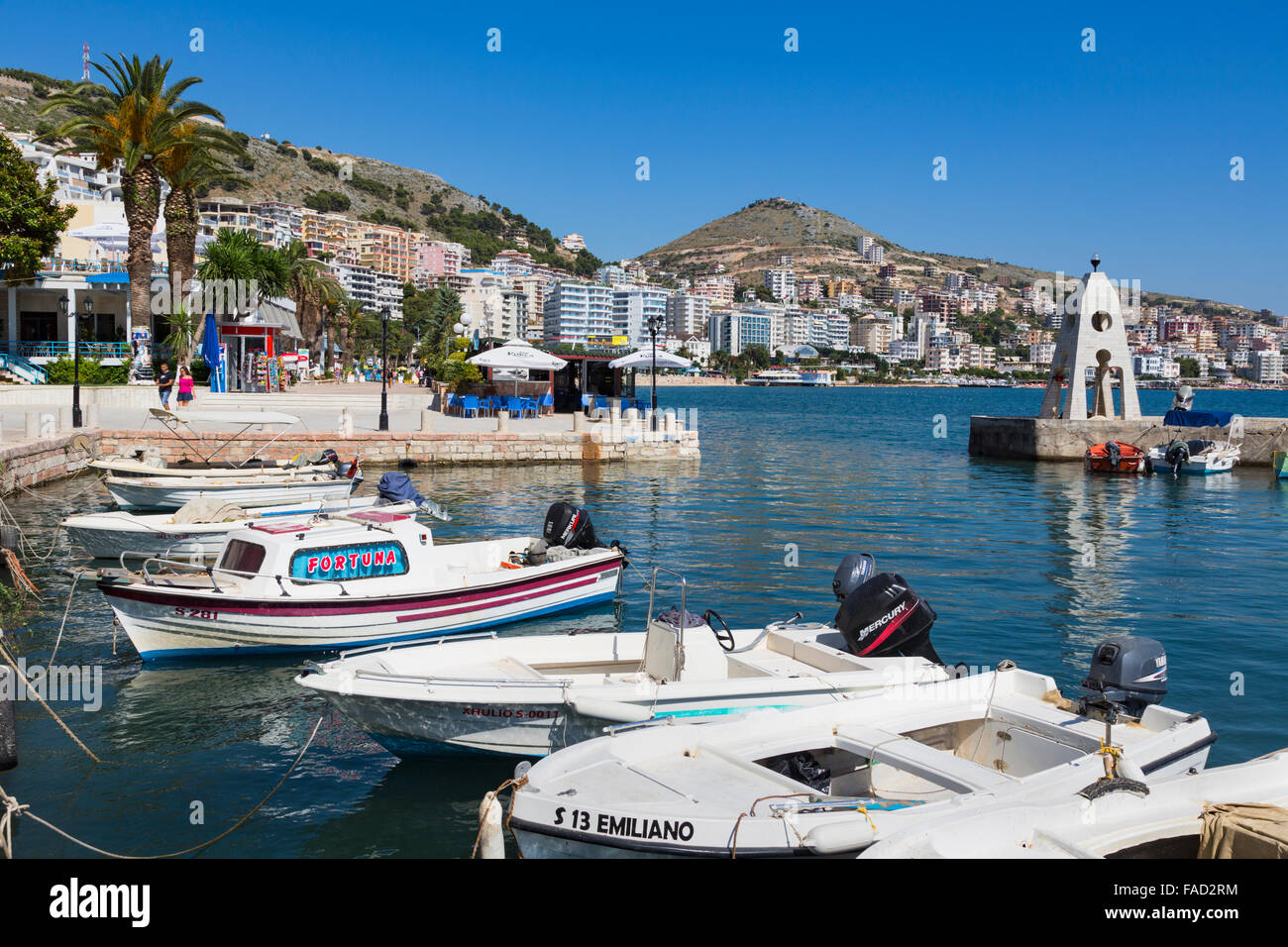 Sarande oder Saranda, Bezirk Saranda, Albanien. Freizeithafen. Stockfoto